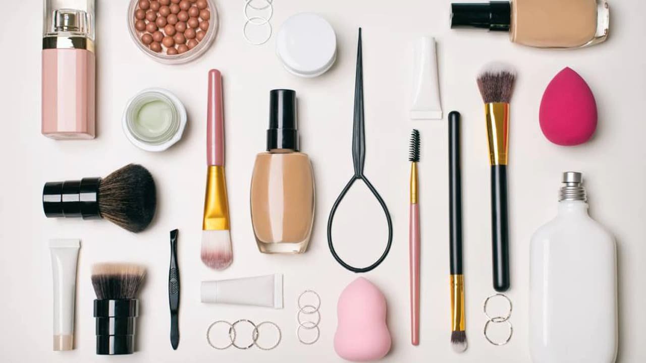 maquillaje y cosmeticos